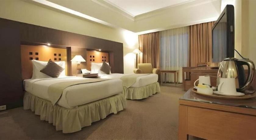 Oasis Amir Hotel